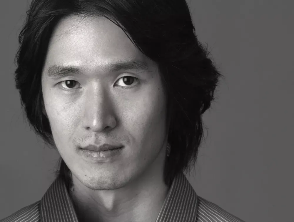 Portrait of Soon Chang — award-winning film music composer based in Tokyo, Japan